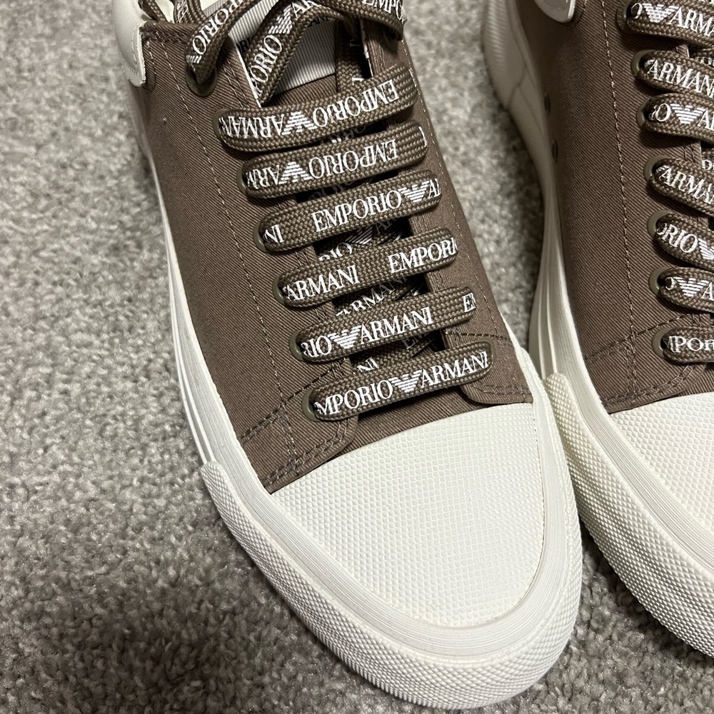 EMPORIO ARMANI
Sneakers